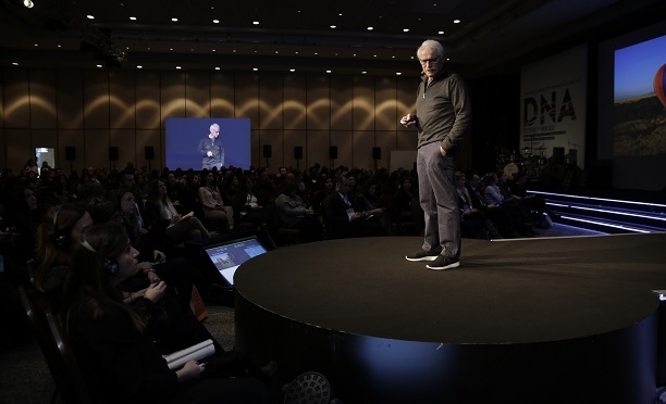 insan-kaynaklari-zirvesi-yann-arthus-bertrand-gidahatti